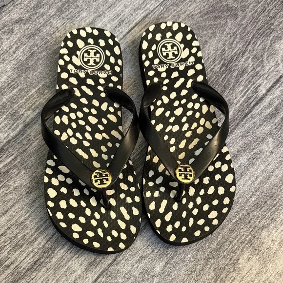 Tory Burch Black and Cream Patterned Flip Flops - Picture 3 of 5